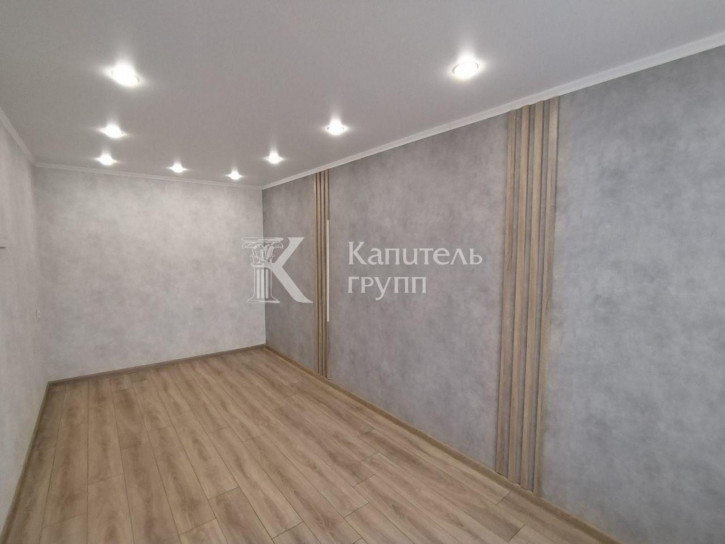 2-комн квартира ул Республики, 198