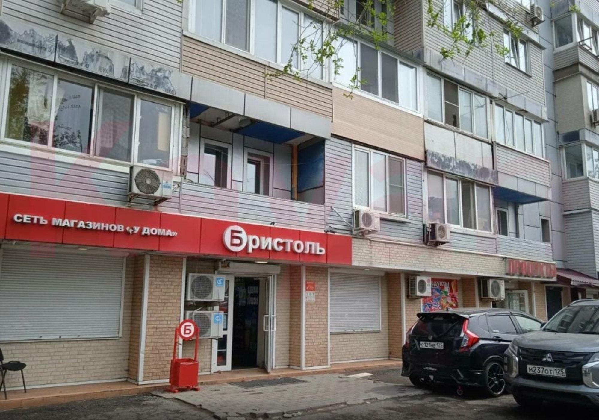 Купить помещение свободного назначения за 21 800 000 рублей на Средняя ул.