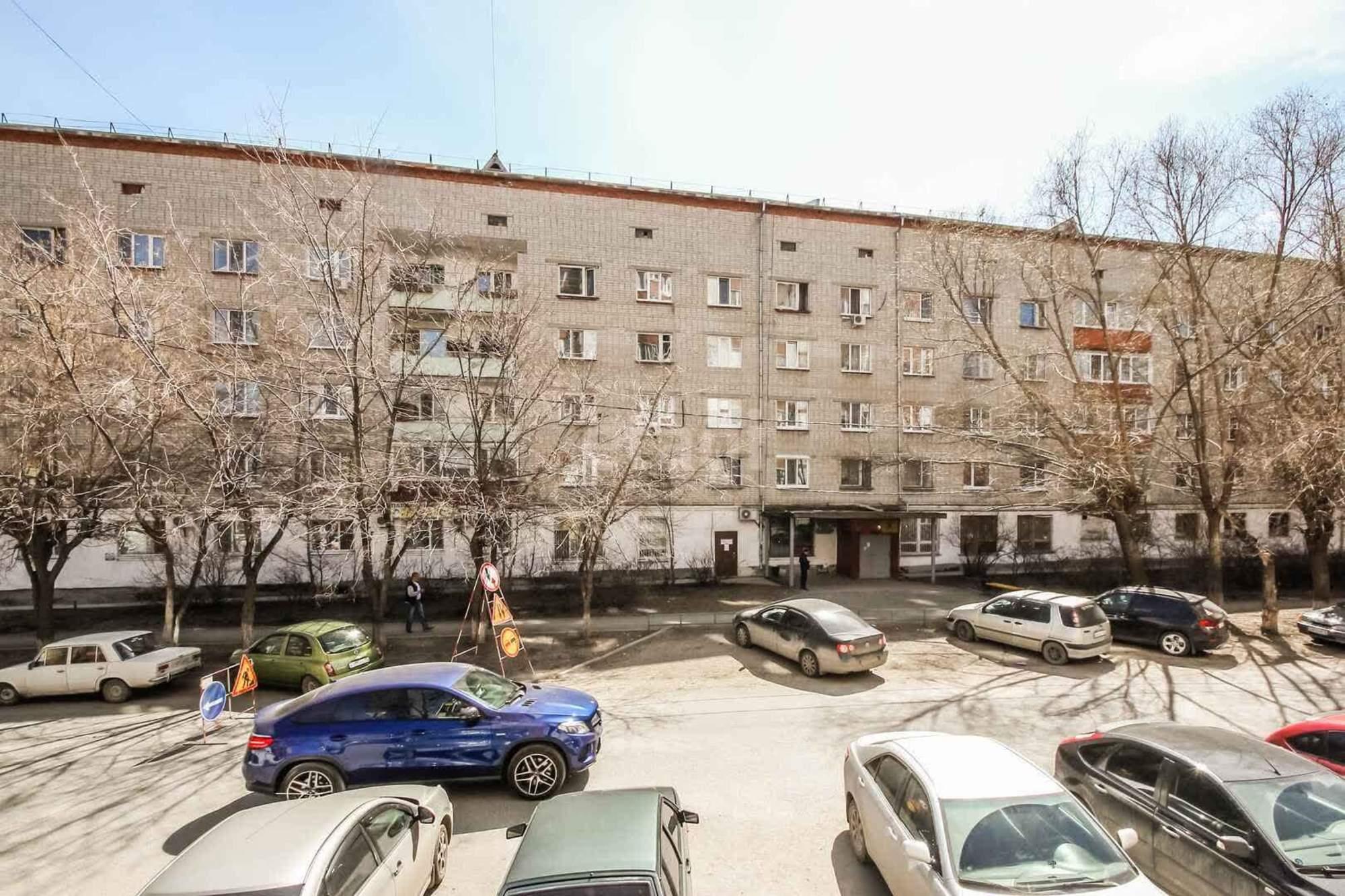 Купить комнату за 2 600 000 рублей на Сургутская, 2