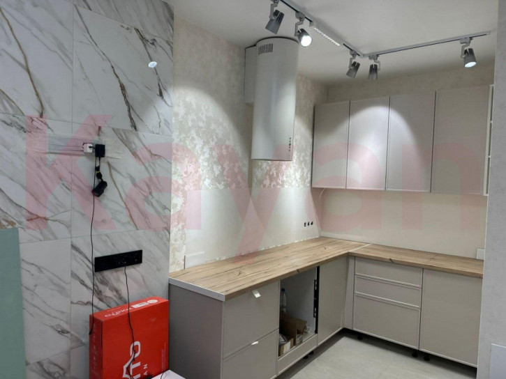 2-комн квартира Котанова ул.