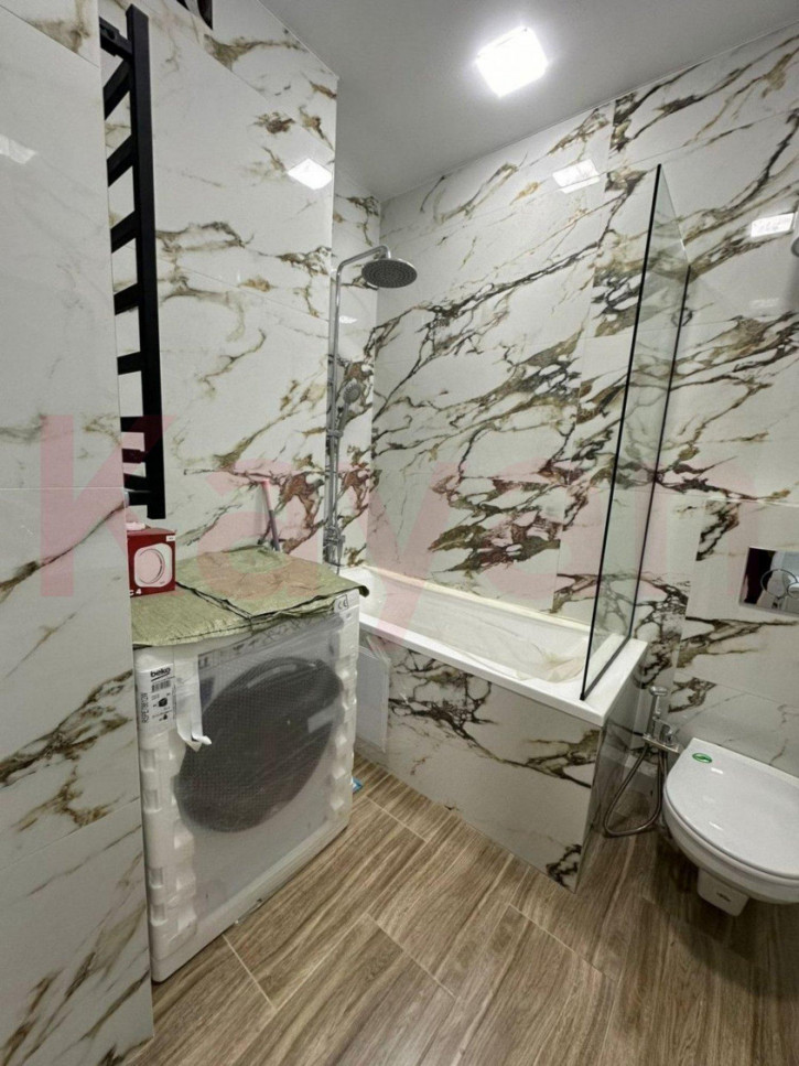 2-комн квартира Котанова ул.