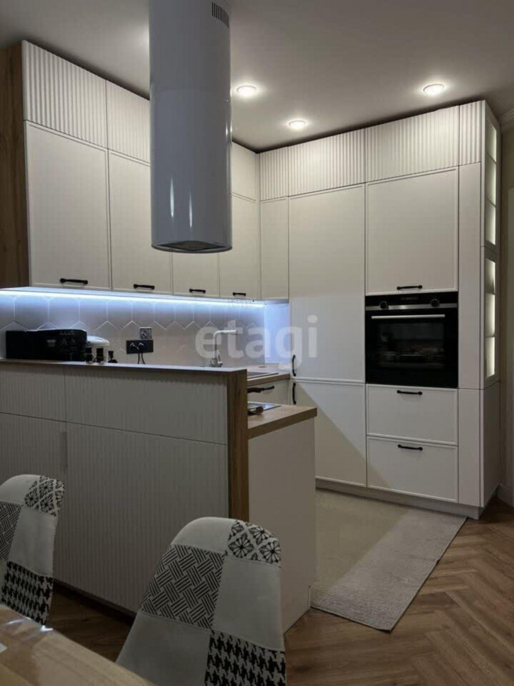 3-комн квартира Первомайская, 50