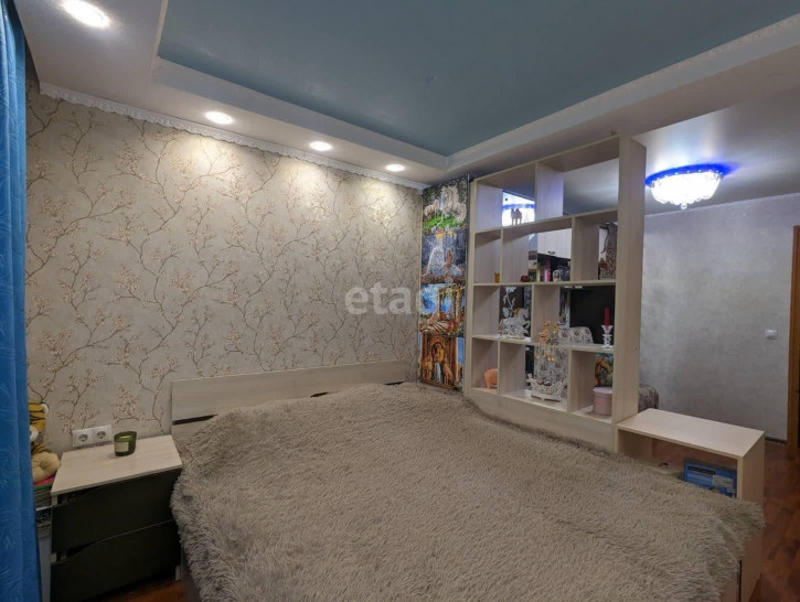 2-комн квартира Осипенко, 41
