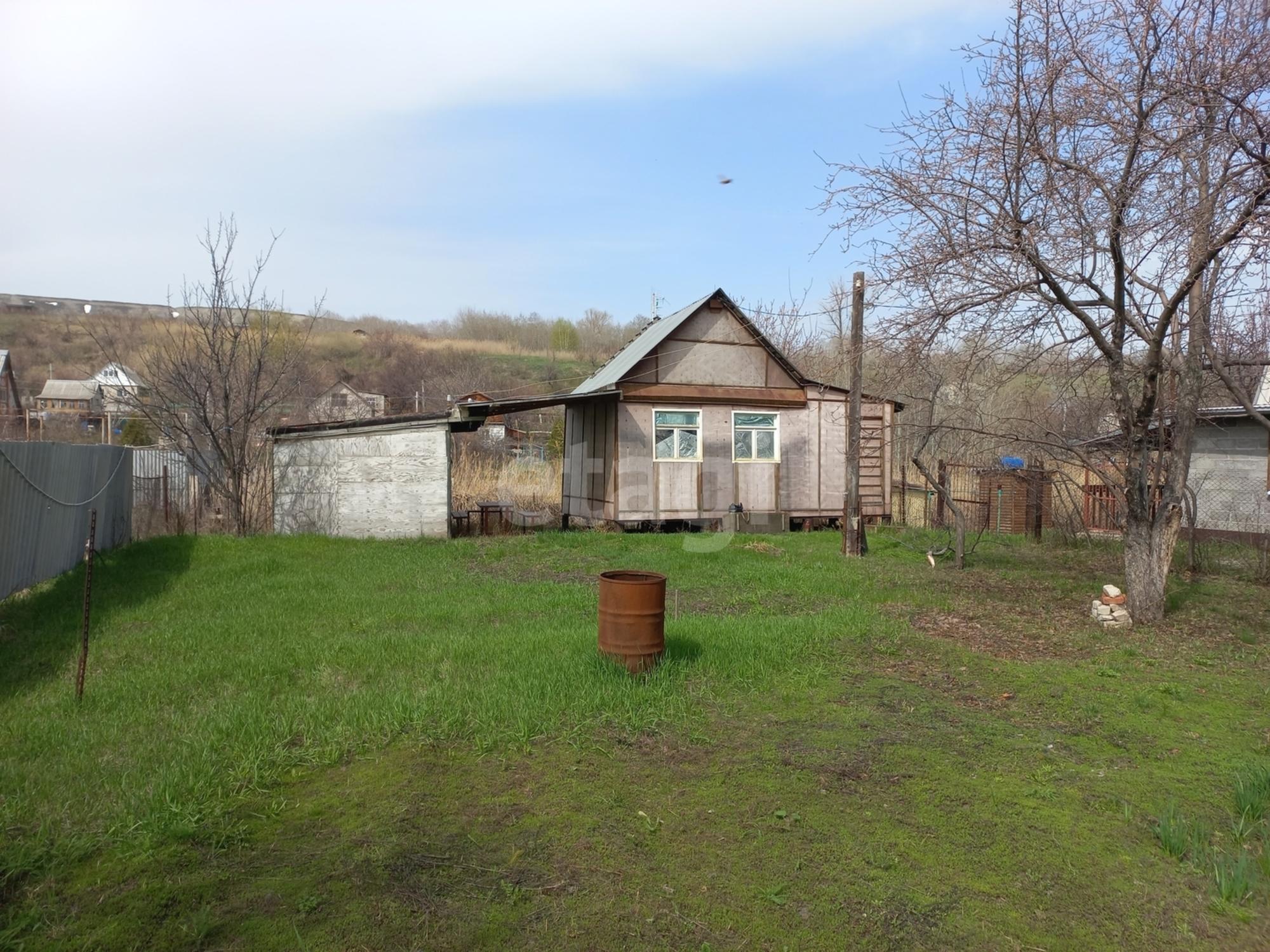 Купить дачу, дом, коттедж за 300 000 рублей на Центральная улица