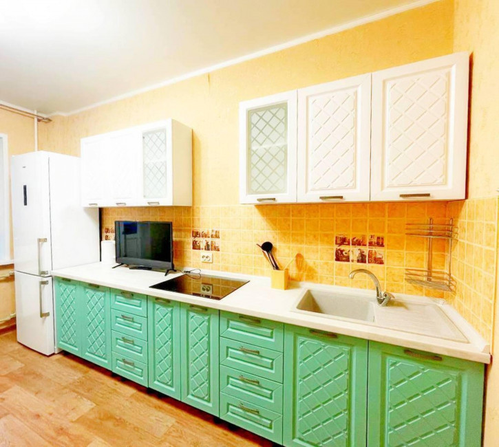 1-комн квартира Есенина улица, 8а