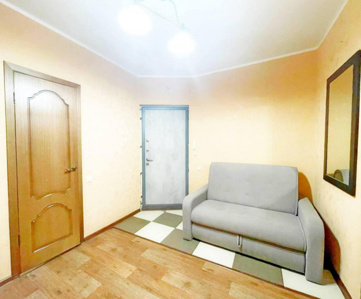 1-комн квартира Есенина улица, 8а