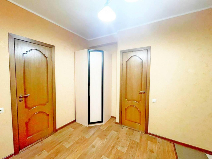 1-комн квартира Есенина улица, 8а