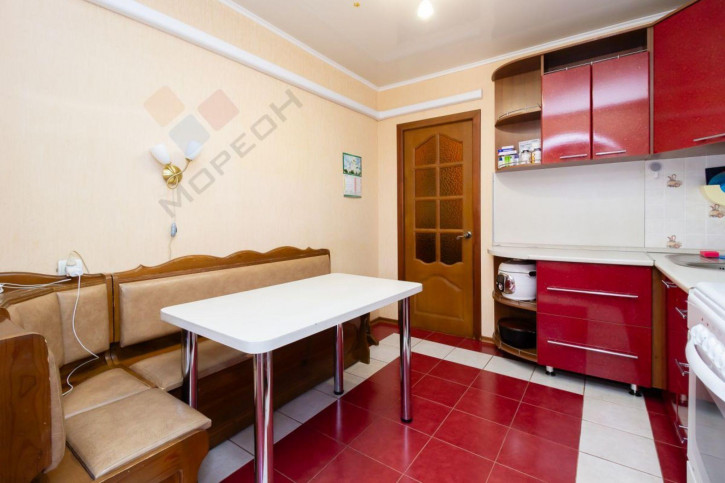 3-комн квартира Сормовская ул, 9