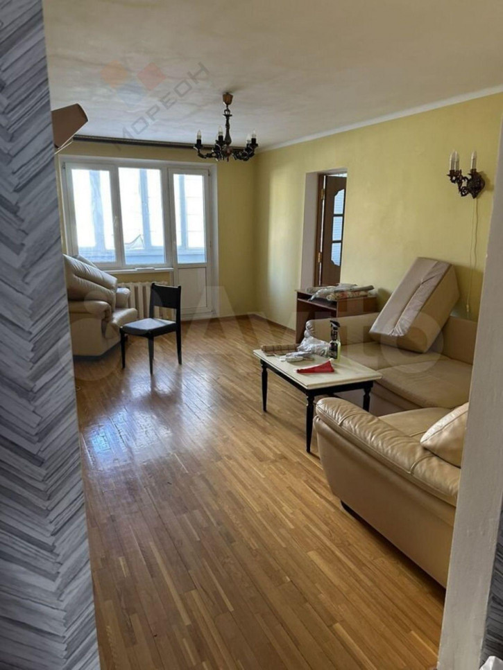 4-комн квартира Школьная ул, 13
