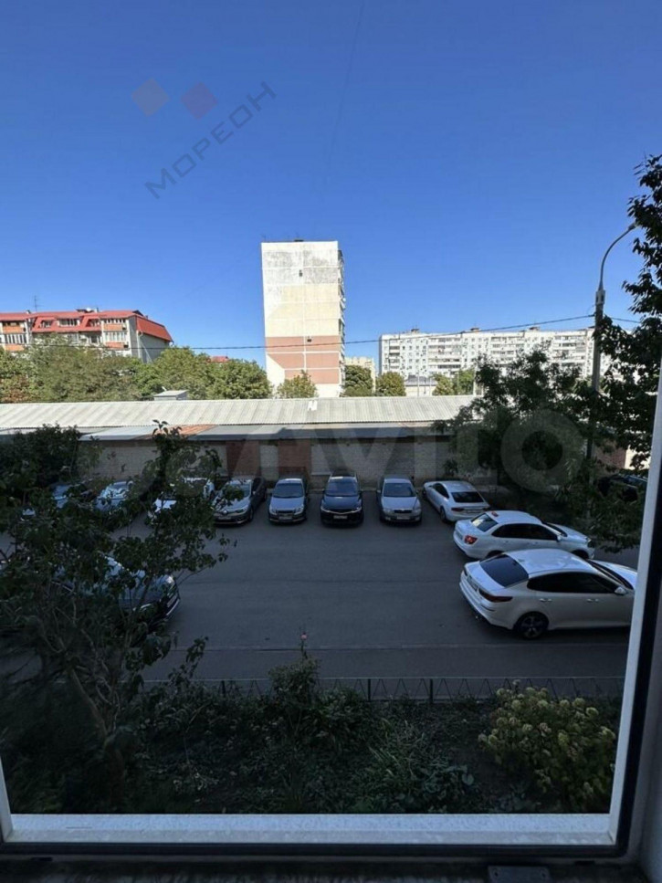 4-комн квартира Школьная ул, 13