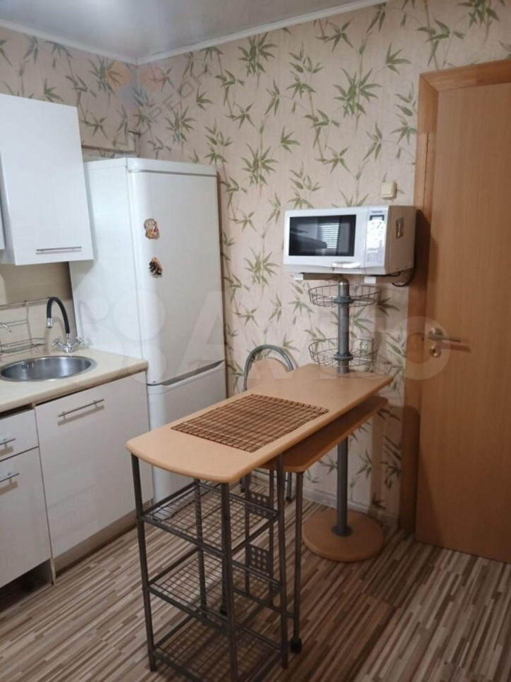 2-комн квартира Клиническая ул, 22