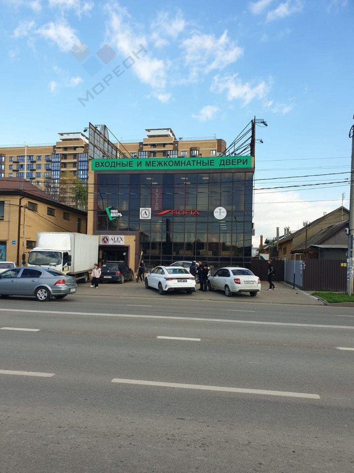 Торговое помещение Российская ул, 394