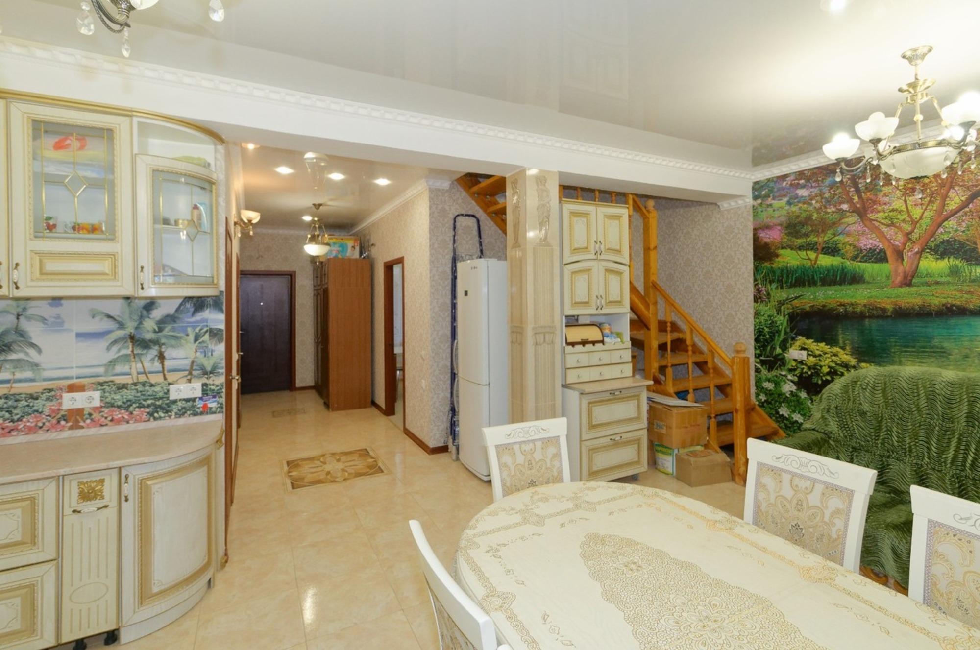 Купить дачу, дом, коттедж за 11 000 000 рублей на Хрустальная улица