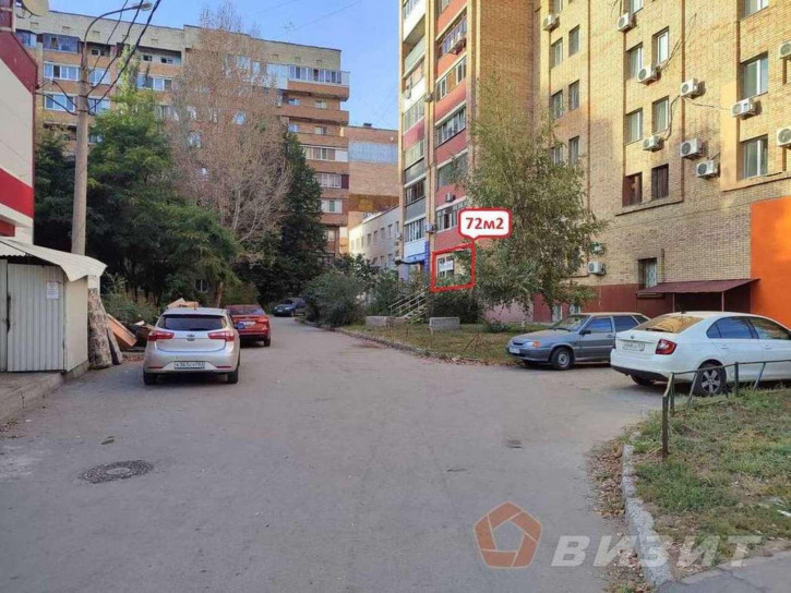 Торговое помещение Нагорная улица, 136а