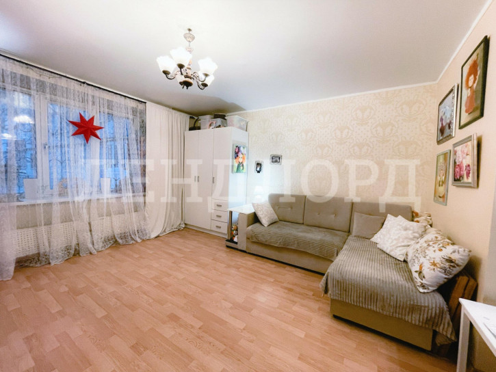 3-комн квартира Гагринская улица, 5