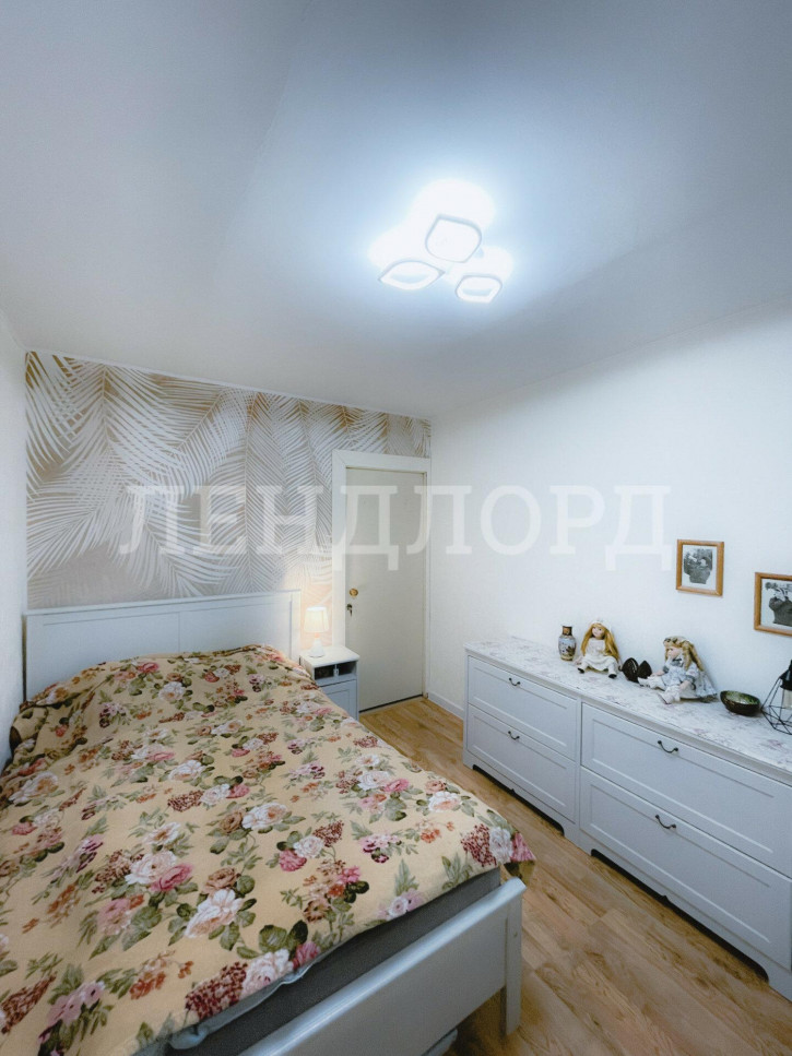 3-комн квартира Гагринская улица, 5