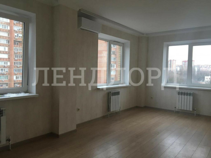 2-комн квартира улица Малиновского, 66/1