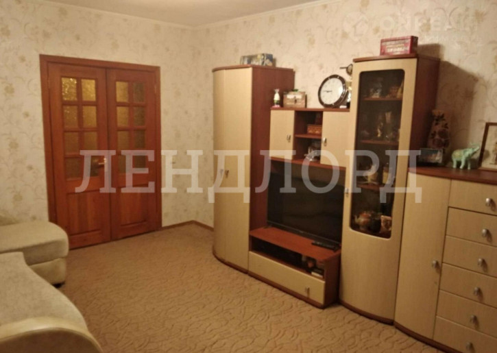 3-комн квартира проспект 40-летия Победы, 87/1