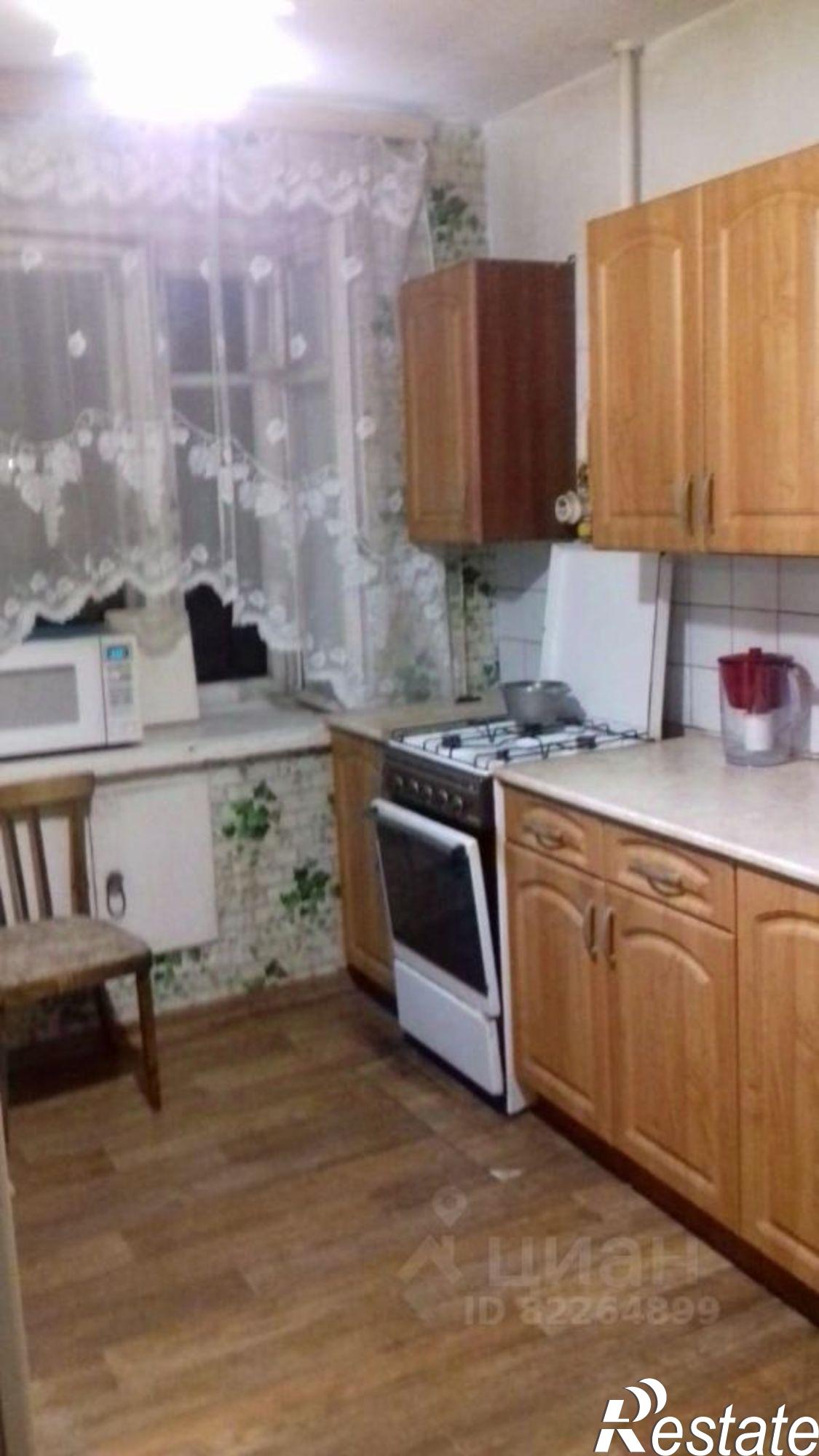 Сдать комнату за 8 000 рублей на улица Декабристов, 8