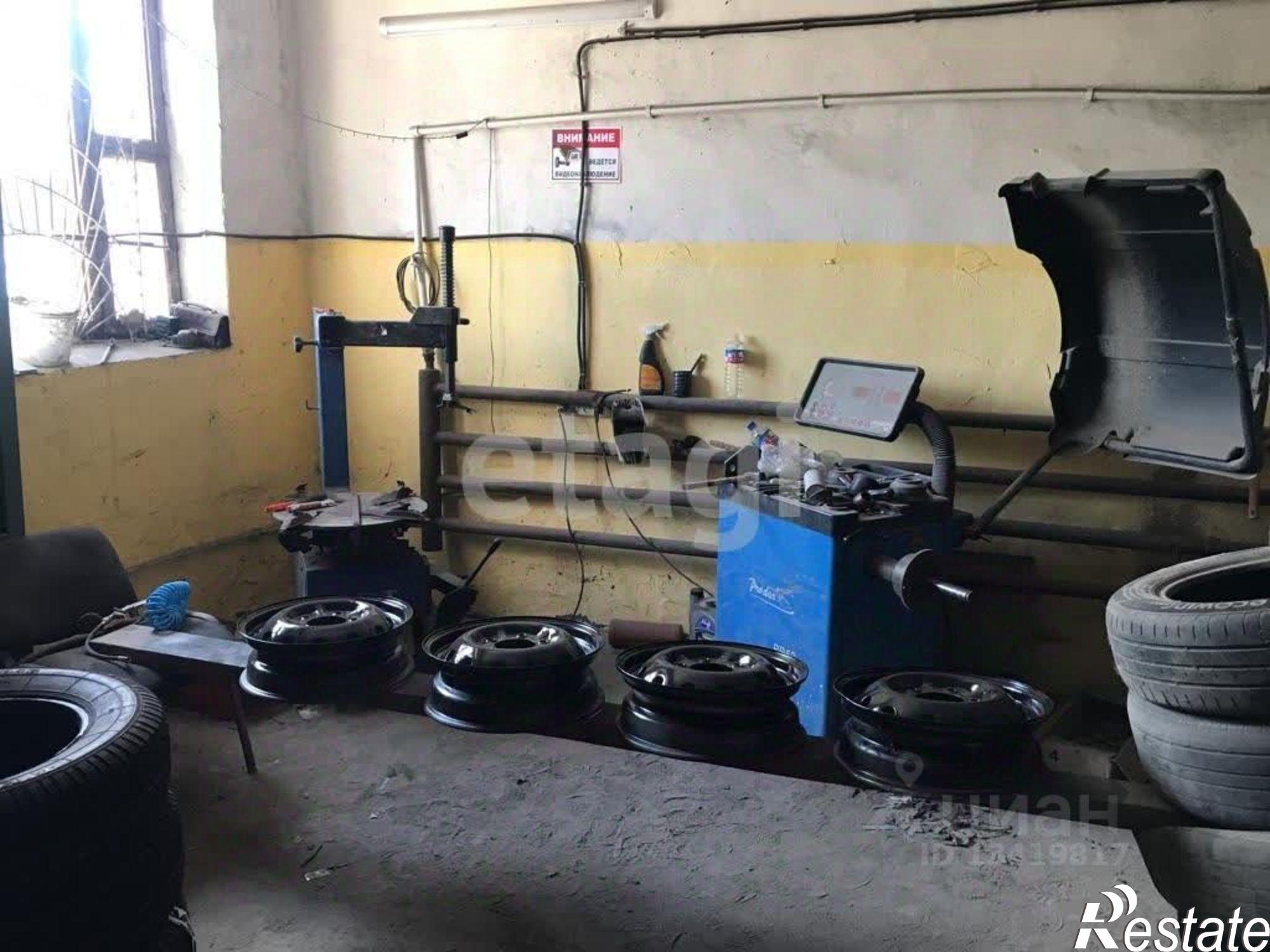 Купить складское помещение за 12 000 800 рублей на Вишнёвая улица, 3