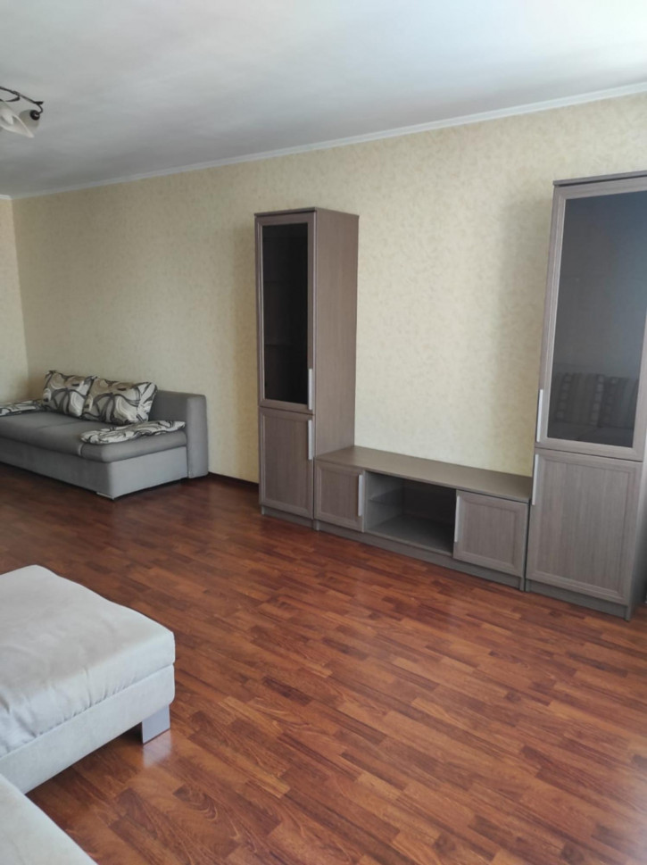 3-комн квартира Еловая аллея, 63А