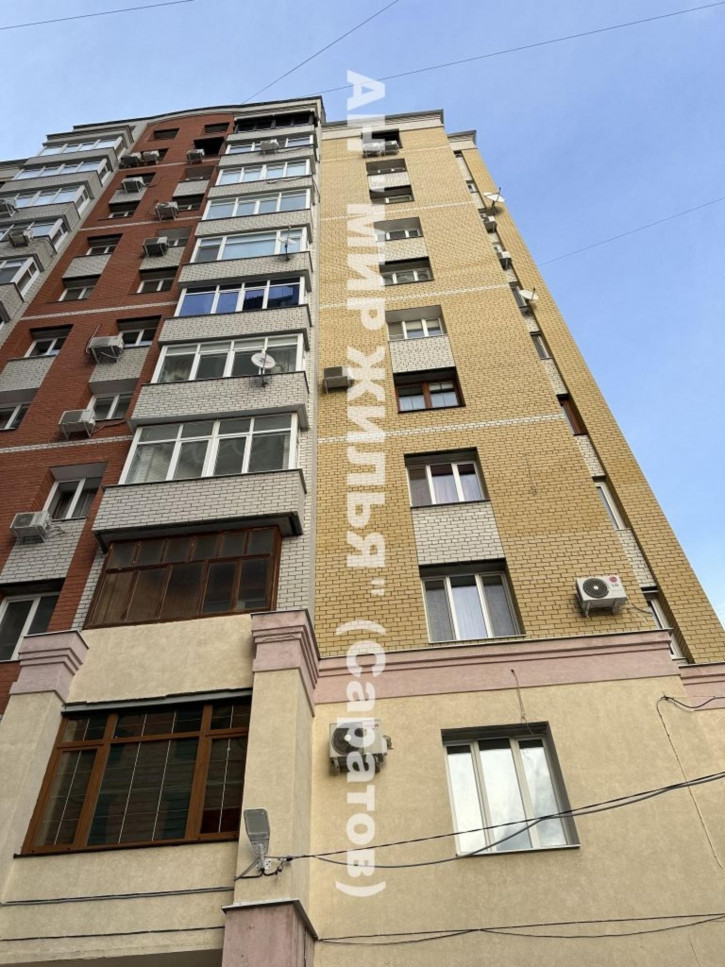 3-комн квартира 1-я Станционная ул, 11
