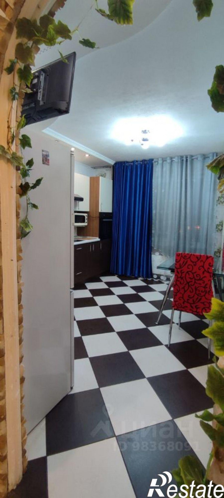 Комната улица Героя Аверкиева, 12,  д. 12