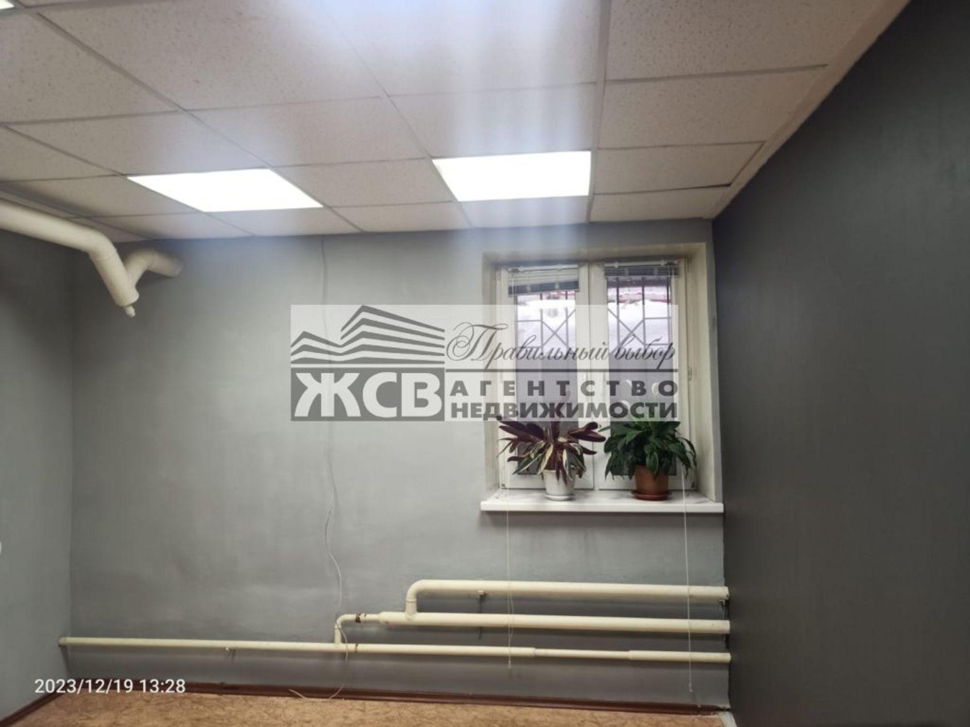 Сдать офис, помещение под офис за 10 800 рублей на Героя Советского Союза Сутырина ул, 8а к1