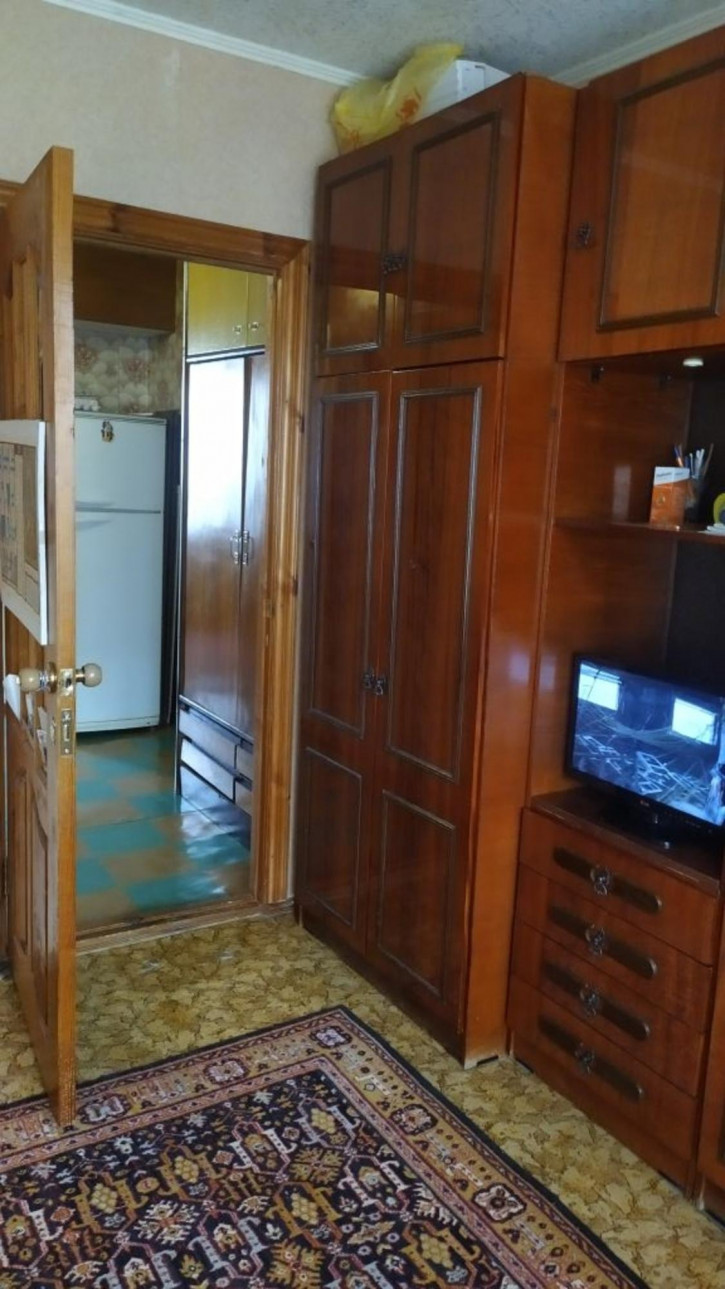 3-комн квартира Строкина ул, 10