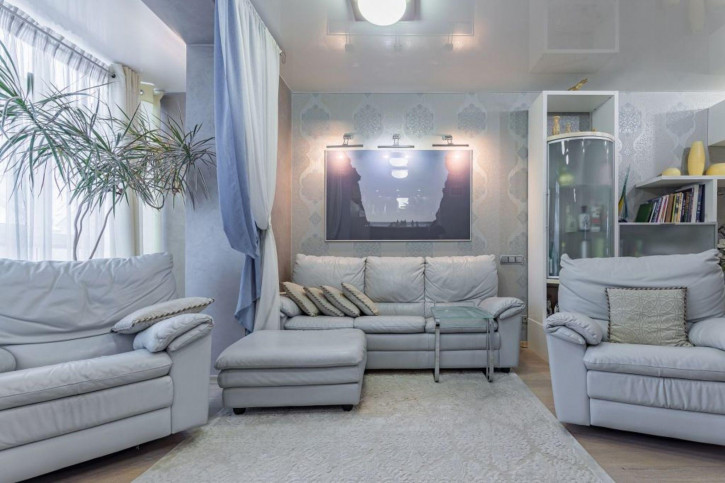 4-комн квартира Варварская ул, 40б