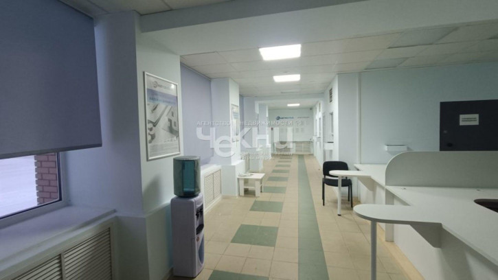 Помещение свободного назначения Коминтерна ул, 182
