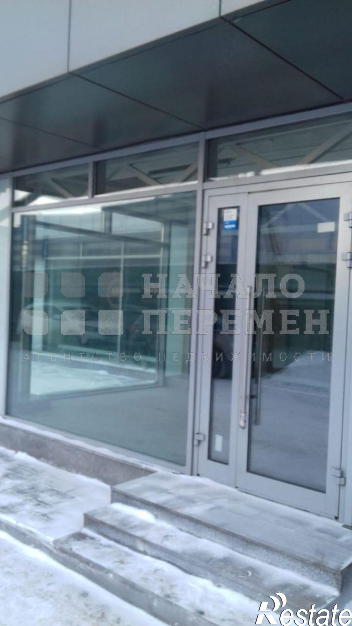 Сдать торговое помещение за 87 000 рублей на Красный пр-кт, 153