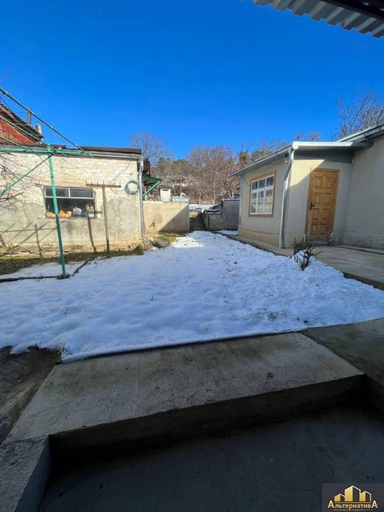 Купить землю, земельный участок за 31 000 000 рублей на Революции ул.