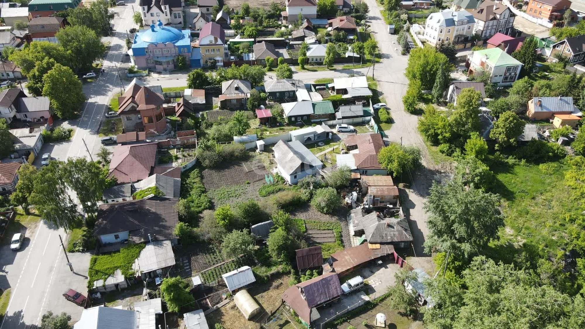 Купить дачу, дом, коттедж за 12 000 000 рублей на Коммуны,