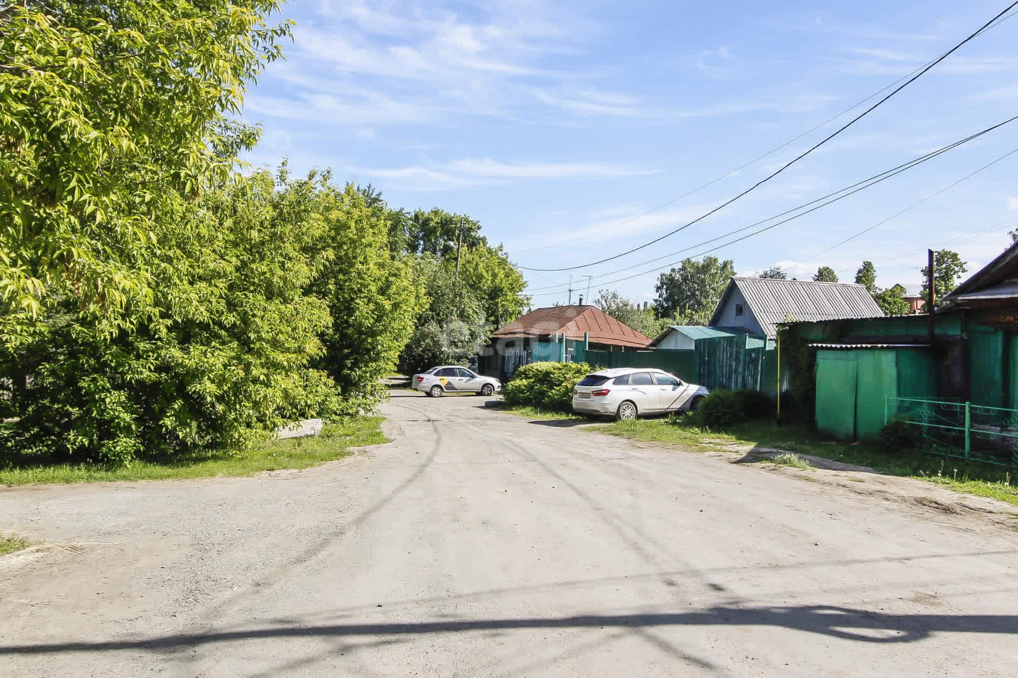 Купить дачу, дом, коттедж за 12 000 000 рублей на Коммуны,