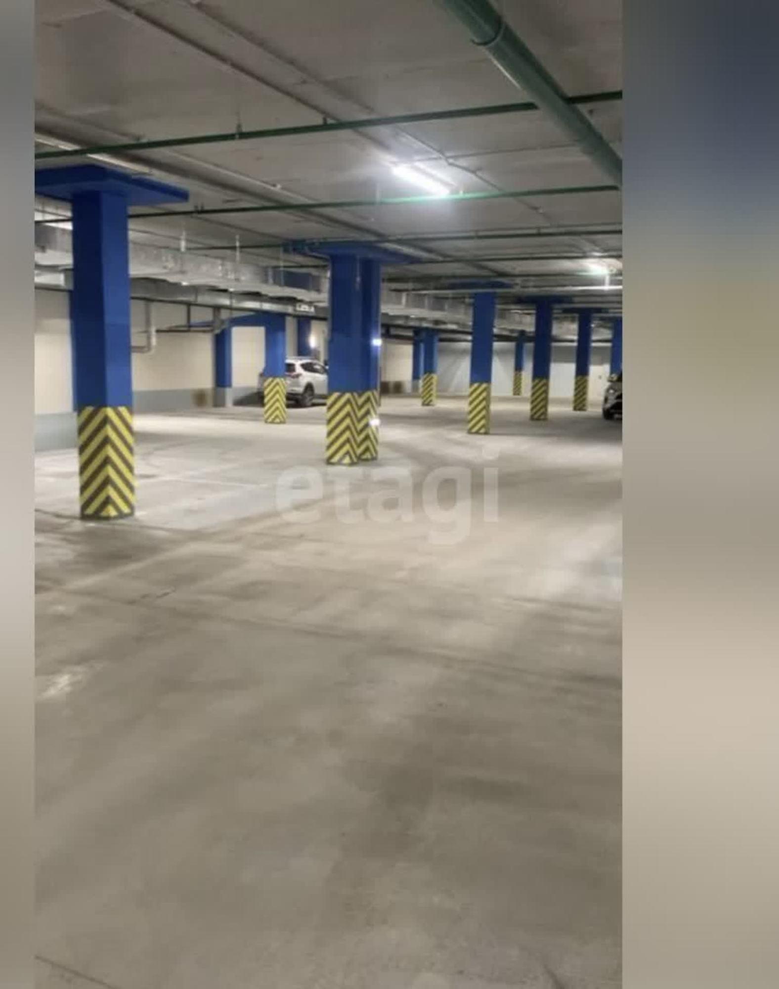 Купить гараж, место в паркинге за 385 000 рублей на Федюнинского 64 к 3