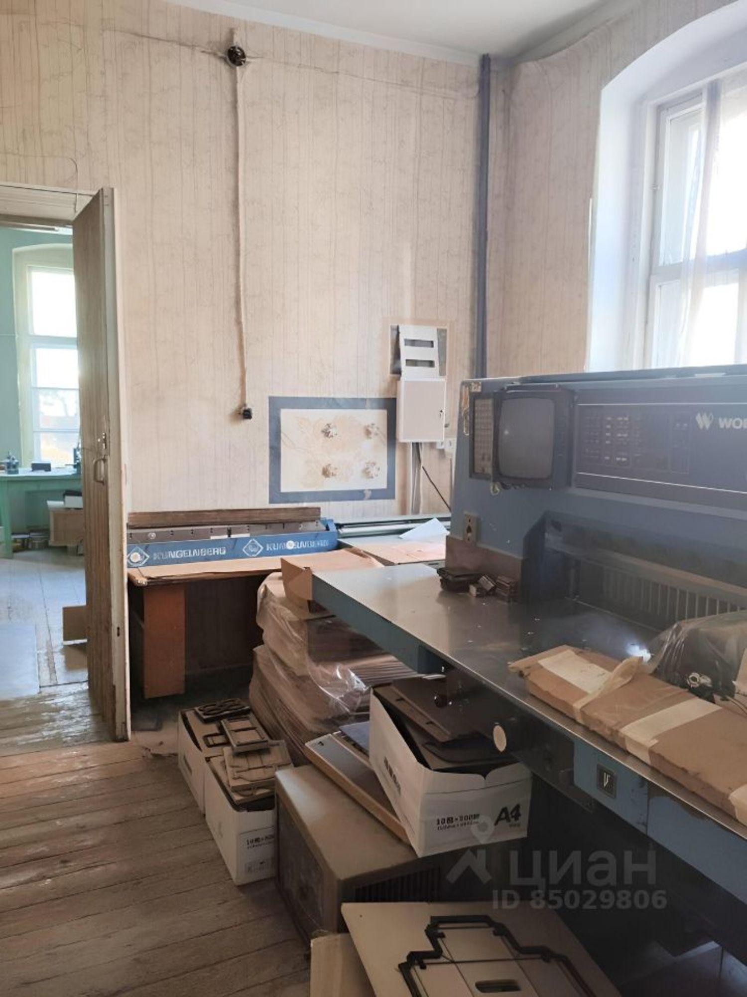 Купить ОСЗ, отдельно стоящее здание за 13 987 800 рублей на улица Искры