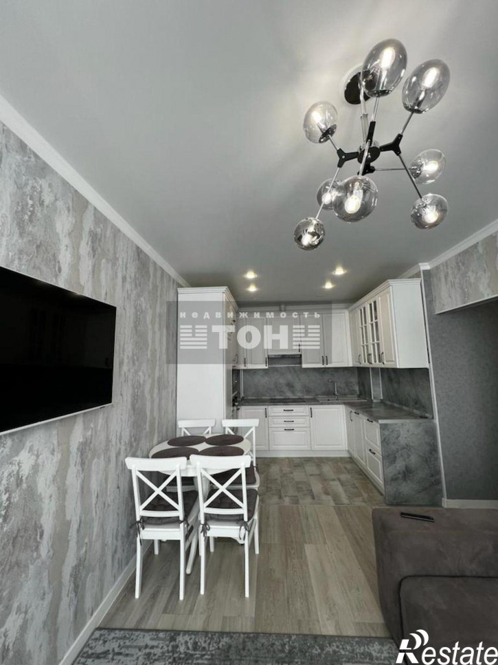 2-комн квартира пер. Больничный, 1