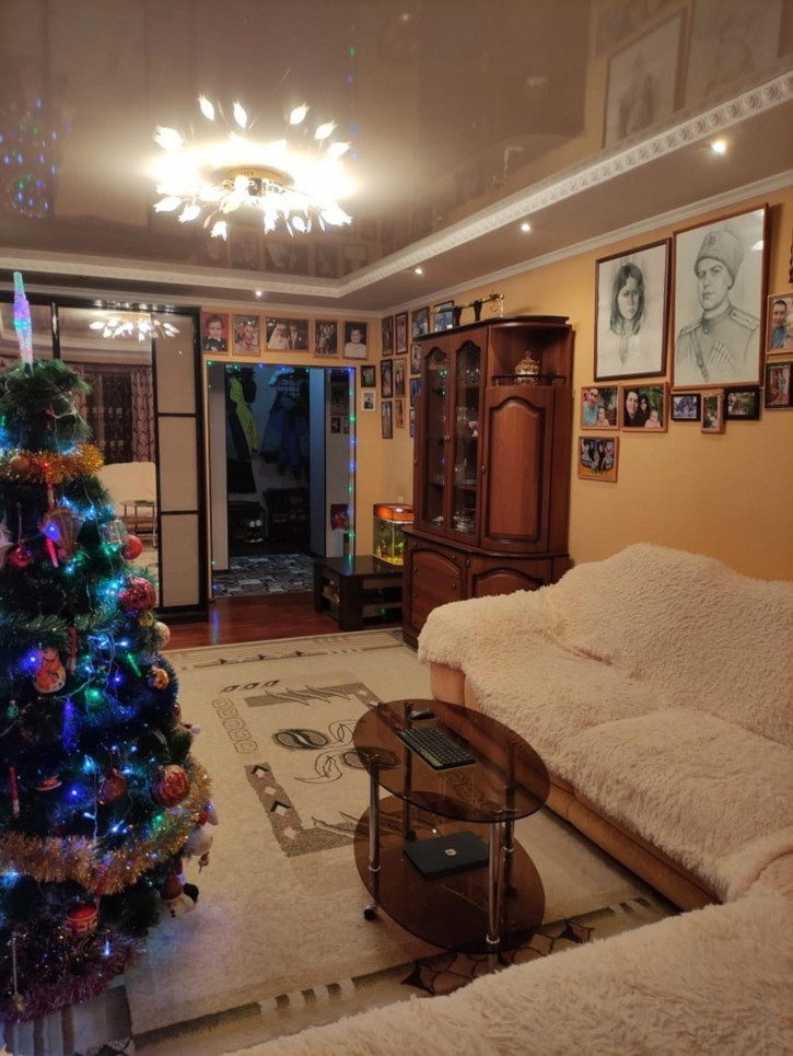 3-комн квартира г. Астрахань, Кировский район,  ул. Куликова, д .66, корп.1