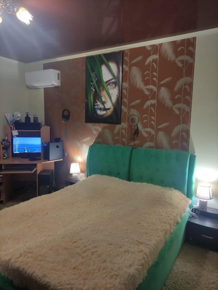 3-комн квартира г. Астрахань, Кировский район,  ул. Куликова, д .66, корп.1