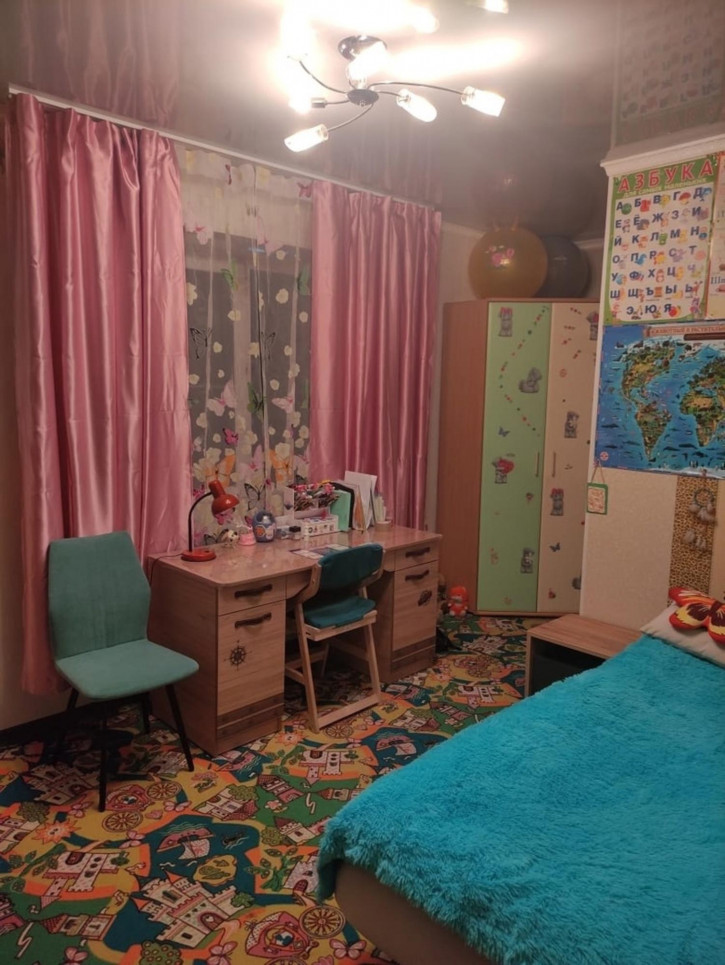 3-комн квартира г. Астрахань, Кировский район,  ул. Куликова, д .66, корп.1