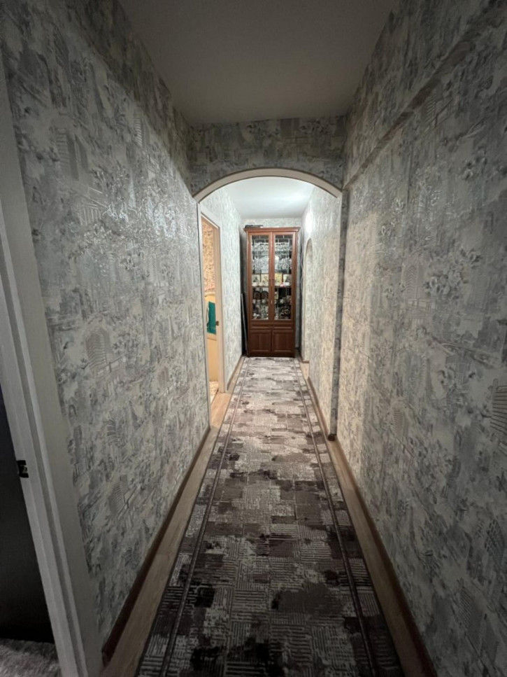 3-комн квартира Грибоедова ул, 36