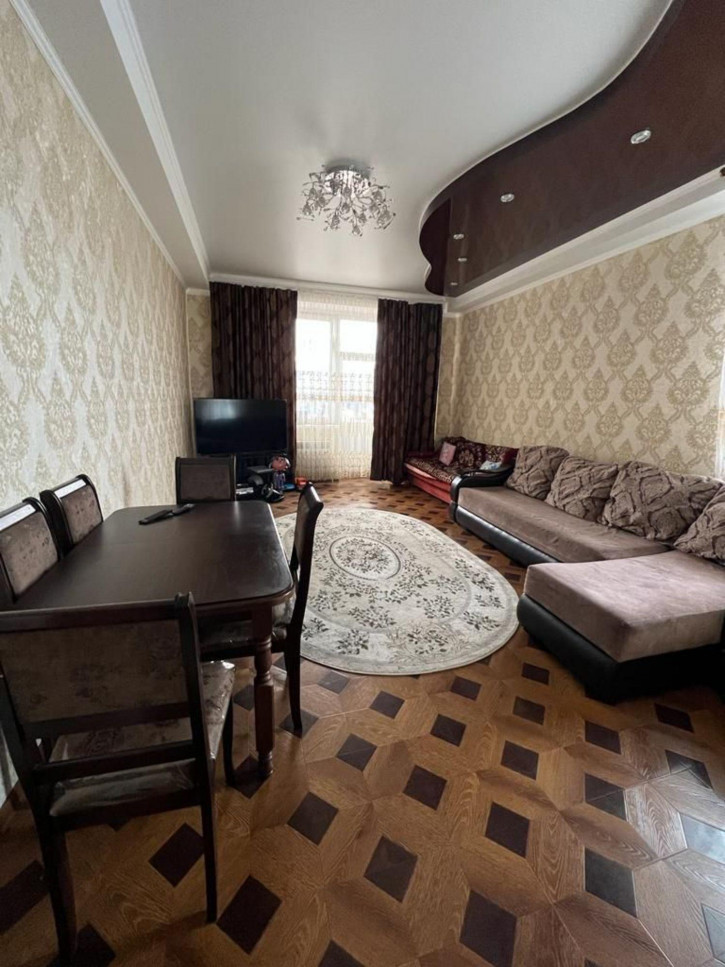 3-комн квартира Новопятигорская ул, 1/2