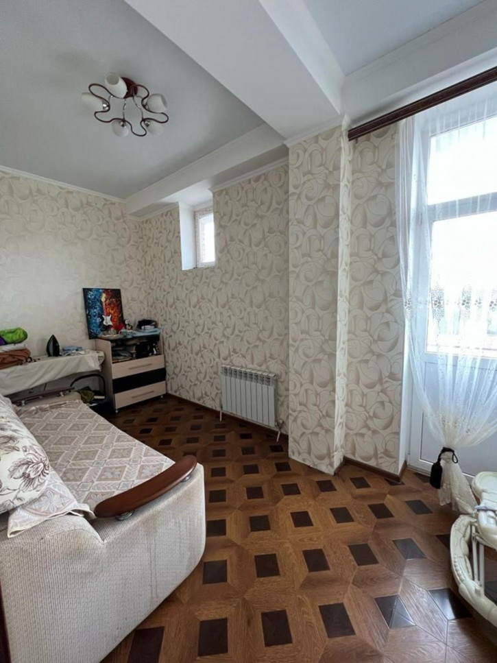 3-комн квартира Новопятигорская ул, 1/2