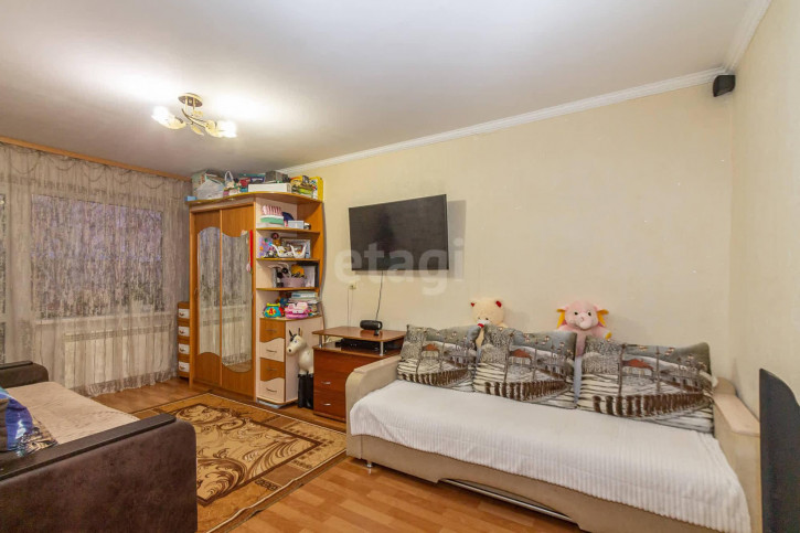 1-комн квартира Бархатовой, 8