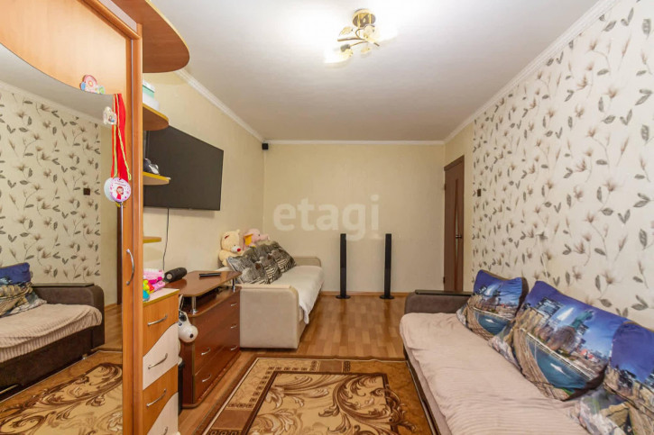 1-комн квартира Бархатовой, 8