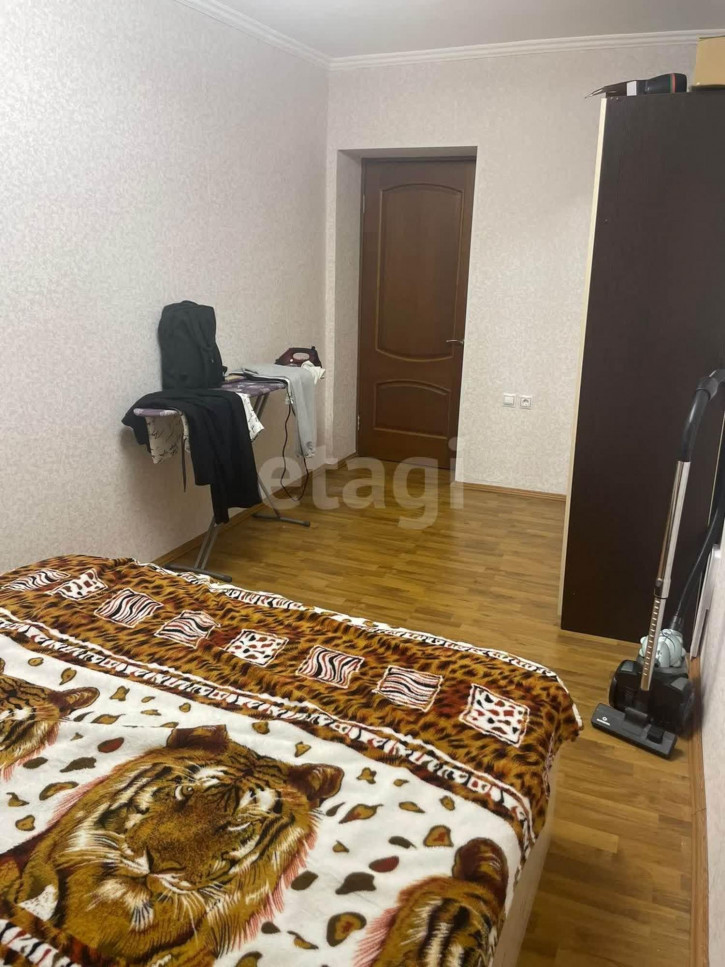 3-комн квартира Мира, 6