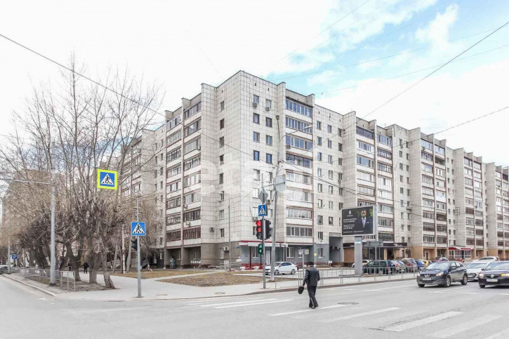 2-комн квартира Холодильная, 136/1