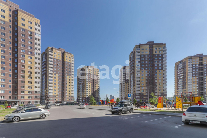 2-комн квартира Мельникайте, 2/12