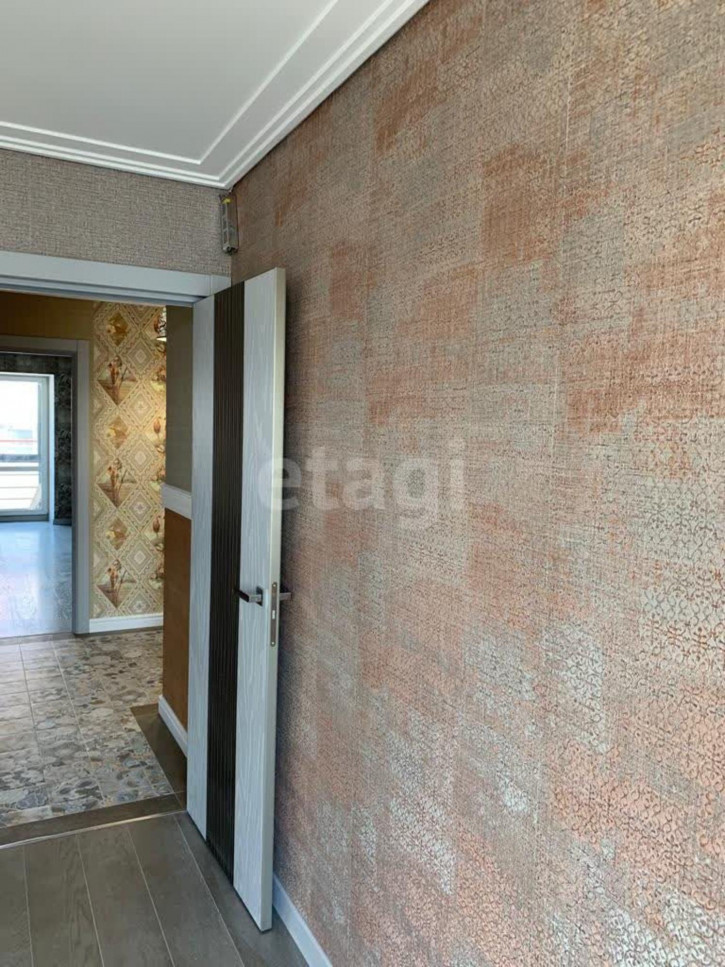 2-комн квартира Эрвье, 30/3